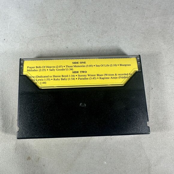 Bob Lewis Family Band Paradise Cassette Album Bluegrass Gospel BLF-CAS-9001 - Picture 2 of 4